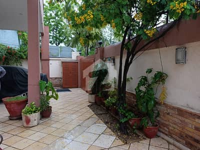 500YARDS UPPER PORTION FOR RENT IN DHA PHASE 7 WITH SEPARATE MAIN GATE
