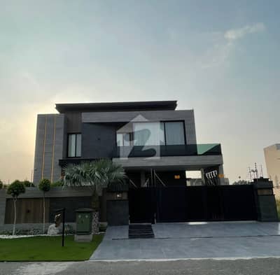 DHA Phase 7 Y Block 1 Kanal Ultra-Modern Fully Furnished House For Sale
