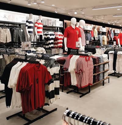 Shop Available For Rent In Gulshan Block 3 Main 200fit Road Shop Available For Rent In Gulshan Block 3 Main 200fit Road