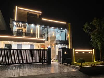 MPCHS - Block C House Sized 4500 Square Feet For Sale MPCHS - Block C House Sized 4500 Square Feet For Sale