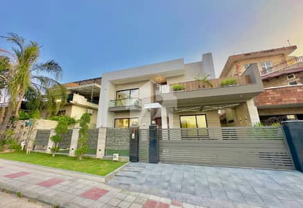 A Beautiful And Lavish Brand New Designer House For Sale In DHA 2