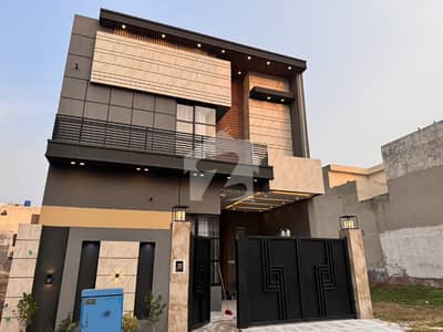 Most Beautiful 5 Marla House Available For Sale In Citi Housing Gujranwala