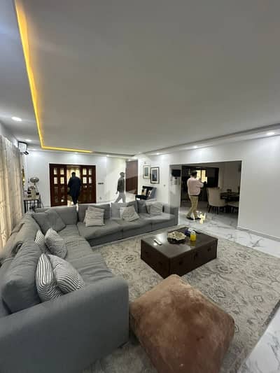 ڈی ایچ اے فیز 6 ڈی ایچ اے ڈیفینس,کراچی میں 5 کمروں کا 1 کنال مکان 14.5 کروڑ میں برائے فروخت۔
