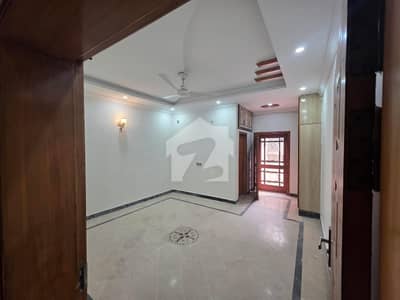 ایف ۔ 15 اسلام آباد میں 4 کمروں کا 7 مرلہ مکان 3.2 کروڑ میں برائے فروخت۔ ایف ۔ 15 اسلام آباد میں 4 کمروں کا 7 مرلہ مکان 3.2 کروڑ میں برائے فروخت۔