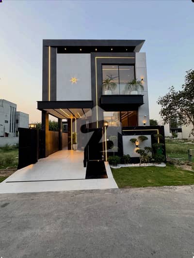 ANW REAL ESTATE PROUDLY OFFERS: DHA 9 TOWN 5 MARLA HOUSE FOR SALE OFFERING 3 BEDROOMS | PERFECT FAMILY RESIDENCE