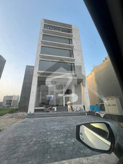 ڈی ایچ اے فیز 8 ڈی ایچ اے ڈیفینس,لاہور میں 8 مرلہ Studio عمارت 13.0 لاکھ میں کرایہ پر دستیاب ہے۔ ڈی ایچ اے فیز 8 ڈی ایچ اے ڈیفینس,لاہور میں 8 مرلہ Studio عمارت 13.0 لاکھ میں کرایہ پر دستیاب ہے۔