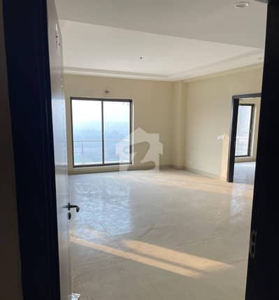 Inner Facing Gem | Move-In Ready 1-Bed Cube Apartment | Charges Paid