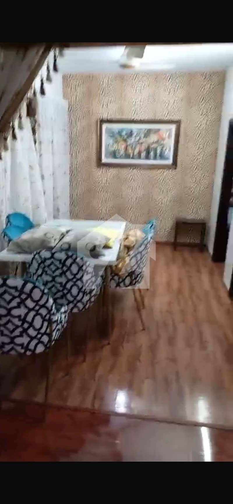 Luxurious fully furnished flat with servent quarter Luxurious fully furnished flat with servent quarter