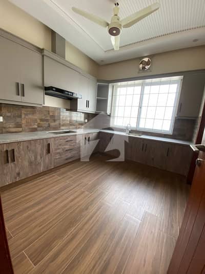 D-12 Islamabad 10 Marla Brand New Luxury Upper Portion For Rent 3bed With Washroom Drawing Dining Tvl Kichen No Servant Parking D-12 Islamabad 10 Marla Brand New Luxury Upper Portion For Rent 3bed With Washroom Drawing Dining Tvl Kichen No Servant Parking