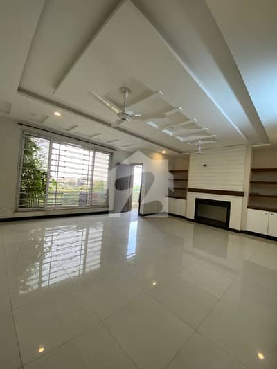 D-12 Islamabad 4080 Upper Portion For Rent 3bed With Washroom Drawing Dining Tvl Kichen No Mumty Parking Gas Electric Metr Sept D-12 Islamabad 4080 Upper Portion For Rent 3bed With Washroom Drawing Dining Tvl Kichen No Mumty Parking Gas Electric Metr Sept