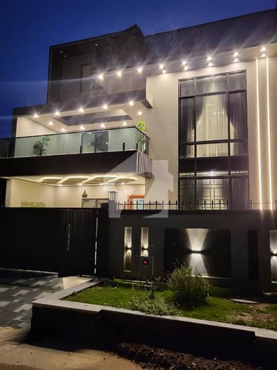 10 Marla Designer House For Sale In B17 Islamabad