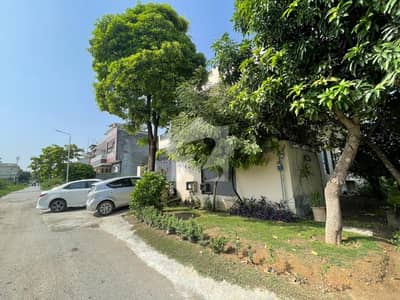 You Can Find A Gorgeous Corner House For sale In G-15/1