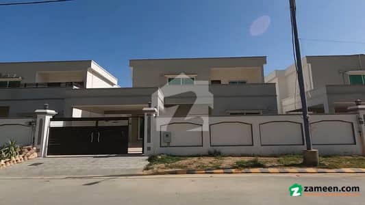 500 SQ YARDS VILLA FOR SALE IN FALCON LUXURY LIVING!