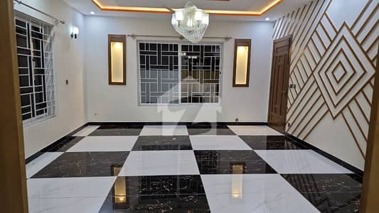 جناح گارڈنز فیز 1 جناح گارڈنز,ایف ای سی ایچ ایس,اسلام آباد میں 6 کمروں کا 12 مرلہ مکان 5.5 کروڑ میں برائے فروخت۔ جناح گارڈنز فیز 1 جناح گارڈنز,ایف ای سی ایچ ایس,اسلام آباد میں 6 کمروں کا 12 مرلہ مکان 5.5 کروڑ میں برائے فروخت۔