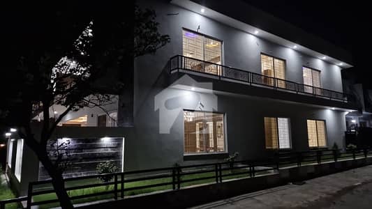 12 Marla Solid Constructed House Up For Sale