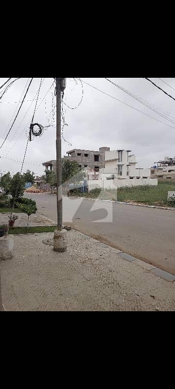 INDEPENDENT ALMOST NEW 70FT WIDE ROAD PLAY GROUND FACE  ONLY URDU SPEAKING