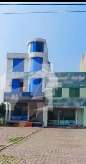 اے ڈبلیو ٹی فیز 2 ۔ بلاک ڈی اے ڈبلیو ٹی فیز 2,اے ڈبلیو ٹی آرمی ویلفیئر ٹرسٹ,رائیونڈ روڈ,لاہور میں 10 مرلہ Studio مکان 3.5 کروڑ میں برائے فروخت۔ اے ڈبلیو ٹی فیز 2 ۔ بلاک ڈی اے ڈبلیو ٹی فیز 2,اے ڈبلیو ٹی آرمی ویلفیئر ٹرسٹ,رائیونڈ روڈ,لاہور میں 10 مرلہ Studio مکان 3.5 کروڑ میں برائے فروخت۔
