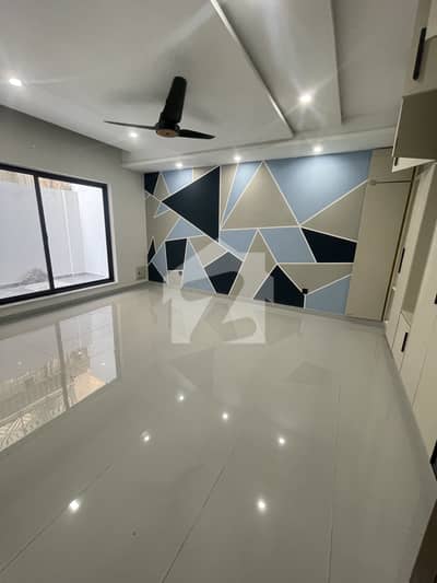 BEAUTIFUL LOCATION LUXURY HOUSE FOR SALE BEAUTIFUL LOCATION LUXURY HOUSE FOR SALE