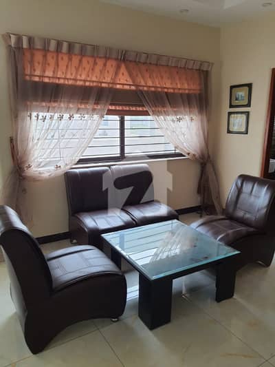 KANAL WELL MAINTAINED FULLY FURNISHED UPPER PORTION FOR RENT IN DHA PHASE 6