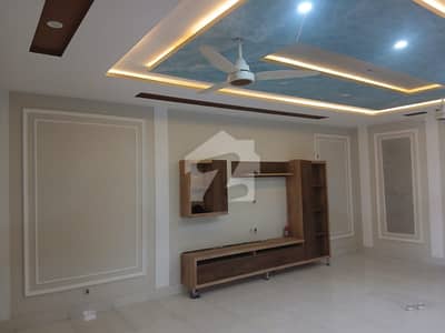 10 Marla triple story House for sale in. lda avenue 1 block M  5 Year used house  tiles floor
