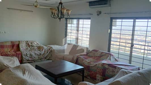 10-Marla 3-Bedroom's Flat *Shed Parking* Tile Flooring ( Apartment | Flat ) For Sale | Askari 10 Lahore Cantt |