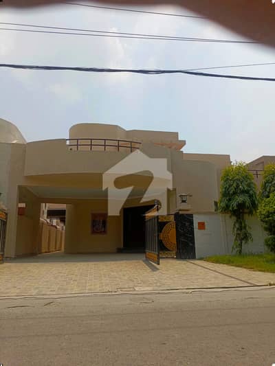 1 Kanal Fully Renovated House **For Sale | Askari 10 Sector B**| Askari 10 Lahore Cantt | @nusratestate