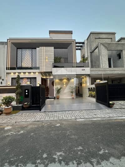 ٹاپ سٹی 1 - بلاک اے ٹاپ سٹی 1,اسلام آباد میں 5 کمروں کا 10 مرلہ مکان 4.5 کروڑ میں برائے فروخت۔ ٹاپ سٹی 1 - بلاک اے ٹاپ سٹی 1,اسلام آباد میں 5 کمروں کا 10 مرلہ مکان 4.5 کروڑ میں برائے فروخت۔