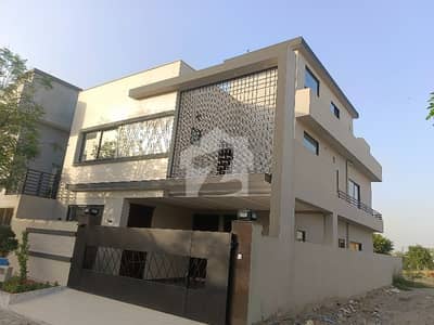 ٹاپ سٹی 1 - بلاک اے ٹاپ سٹی 1,اسلام آباد میں 5 کمروں کا 10 مرلہ مکان 5.25 کروڑ میں برائے فروخت۔ ٹاپ سٹی 1 - بلاک اے ٹاپ سٹی 1,اسلام آباد میں 5 کمروں کا 10 مرلہ مکان 5.25 کروڑ میں برائے فروخت۔