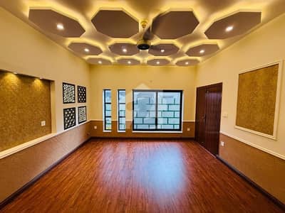 House In F-10/1 For Sale