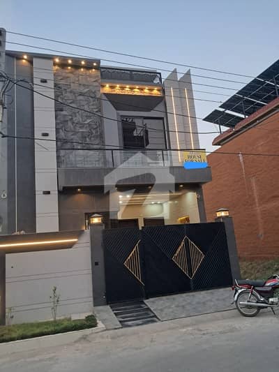 بسم اللہ ہاؤسنگ سکیم جی ٹی روڈ,لاہور میں 4 کمروں کا 5 مرلہ مکان 2.65 کروڑ میں برائے فروخت۔