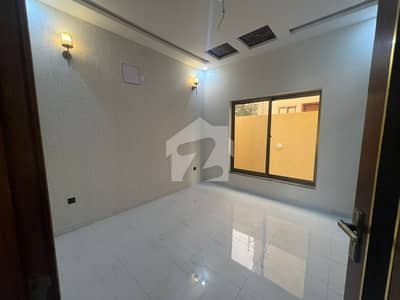 3Bed DDL 125sq Yd Villa FOR SALE At ALI BLOCK All Amenities Nearby Including MOSQUE, General Store & Parks