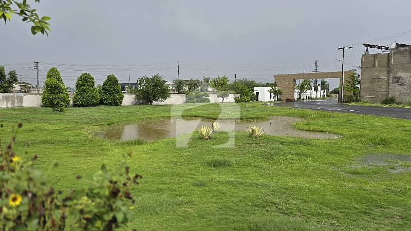 Pine Park Residential Plot Sized 7 Marla Pine Park Residential Plot Sized 7 Marla