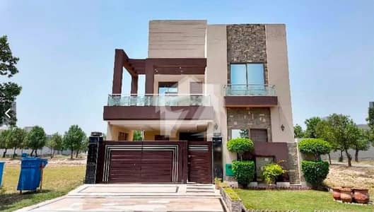 8 Marla Portion For Rent in Phase 1 Southern Block Bahria Orchard Lahore