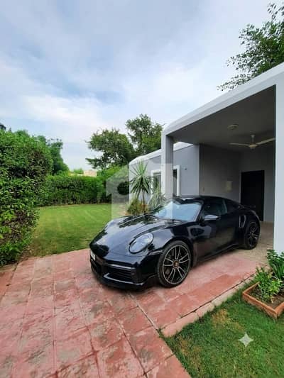 Safari Home Sector F Cornor Big Lawn Single Story For Sale