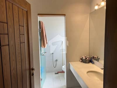 1 Kanal Gray Structure For Sale in DHA 4 Sector A