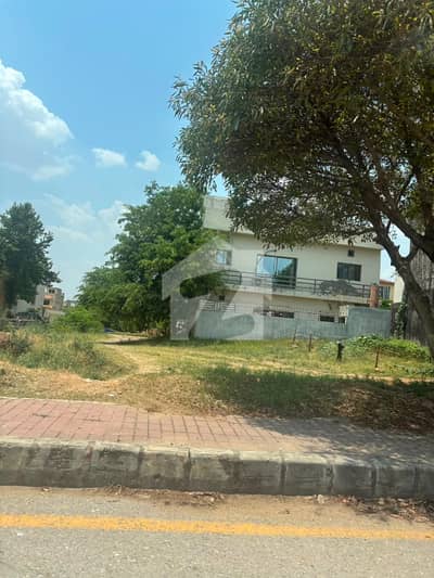10 Marla Corner Residential Plot For Sale F-2 Block, Bahria Town Phase 8 Rawalpindi