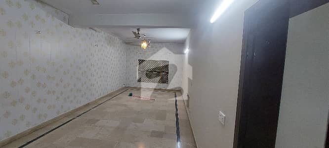 آئی ۔ 8 اسلام آباد میں 3 کمروں کا 12 مرلہ بالائی پورشن 1.2 لاکھ میں کرایہ پر دستیاب ہے۔ آئی ۔ 8 اسلام آباد میں 3 کمروں کا 12 مرلہ بالائی پورشن 1.2 لاکھ میں کرایہ پر دستیاب ہے۔