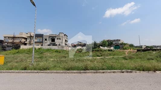 10 Marla Residential Plot For Sale In Bahria Town Phase 7 Rawalpindi/Islamabad