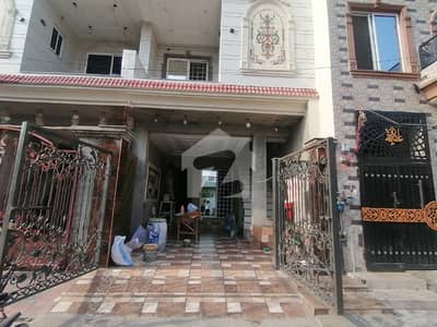 اچھرہ لاہور میں 6 کمروں کا 7 مرلہ مکان 4.0 کروڑ میں برائے فروخت۔