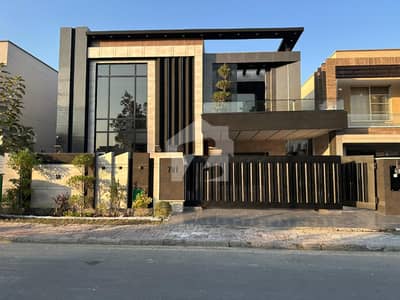 بحریہ ٹاؤن اوورسیز A بحریہ ٹاؤن اوورسیز انکلیو,بحریہ ٹاؤن,لاہور میں 5 کمروں کا 1 کنال مکان 10.5 کروڑ میں برائے فروخت۔ بحریہ ٹاؤن اوورسیز A بحریہ ٹاؤن اوورسیز انکلیو,بحریہ ٹاؤن,لاہور میں 5 کمروں کا 1 کنال مکان 10.5 کروڑ میں برائے فروخت۔