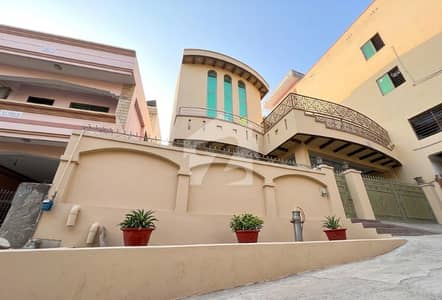 Investor Rate 11 Marla Solid House Available For Sale In Gulraiz Housing Scheme Investor Rate 11 Marla Solid House Available For Sale In Gulraiz Housing Scheme