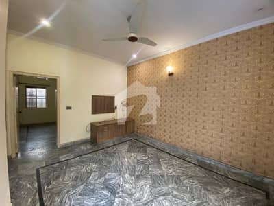 4 Marla VIP Lower Portion For Rent In Johar Town Block R1 Near Emporium Mall 4 Marla VIP Lower Portion For Rent In Johar Town Block R1 Near Emporium Mall