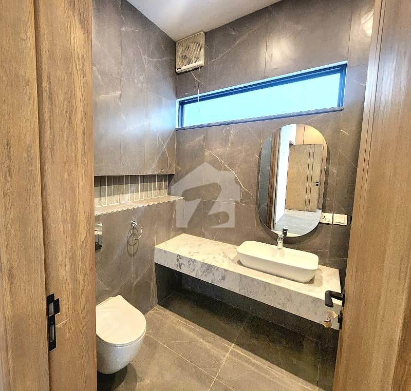 Brand New Luxury 8 Bedroom House Brand New Luxury 8 Bedroom House