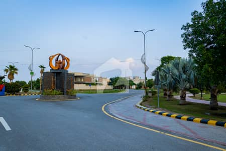 20 MARLA PLOT FOR SALE
