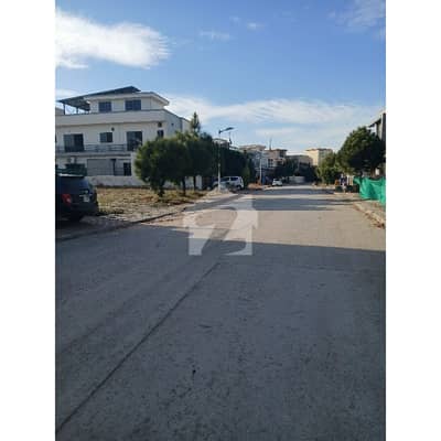22 Marla Level Plot On Reasonable Rate For Sale