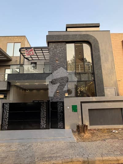 بحریہ آرچرڈ فیز 2 بحریہ آرچرڈ,لاہور میں 3 کمروں کا 5 مرلہ مکان 2.5 کروڑ میں برائے فروخت۔ بحریہ آرچرڈ فیز 2 بحریہ آرچرڈ,لاہور میں 3 کمروں کا 5 مرلہ مکان 2.5 کروڑ میں برائے فروخت۔