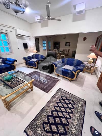 500 YARDS REAR HOUSE