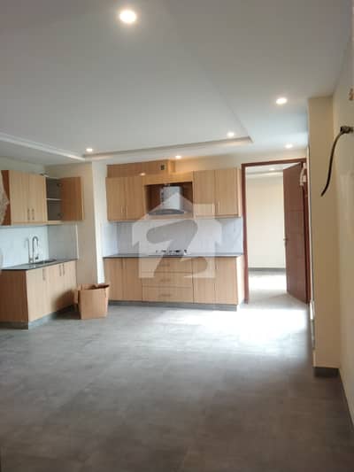 2 Bed Non-Furnished Apartment in Prime Location 2 Bed Non-Furnished Apartment in Prime Location