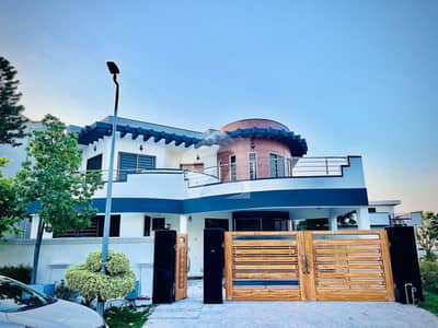 Brand New Luxury 1 Kanal House for rent.
