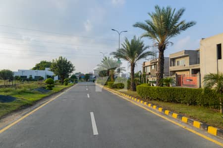 80 MARLA PLOT FOR SALE
